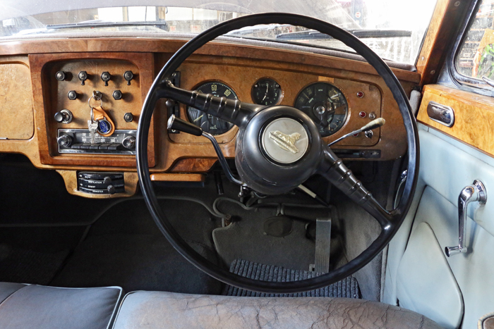 Oldtimer 1958 Cockpit